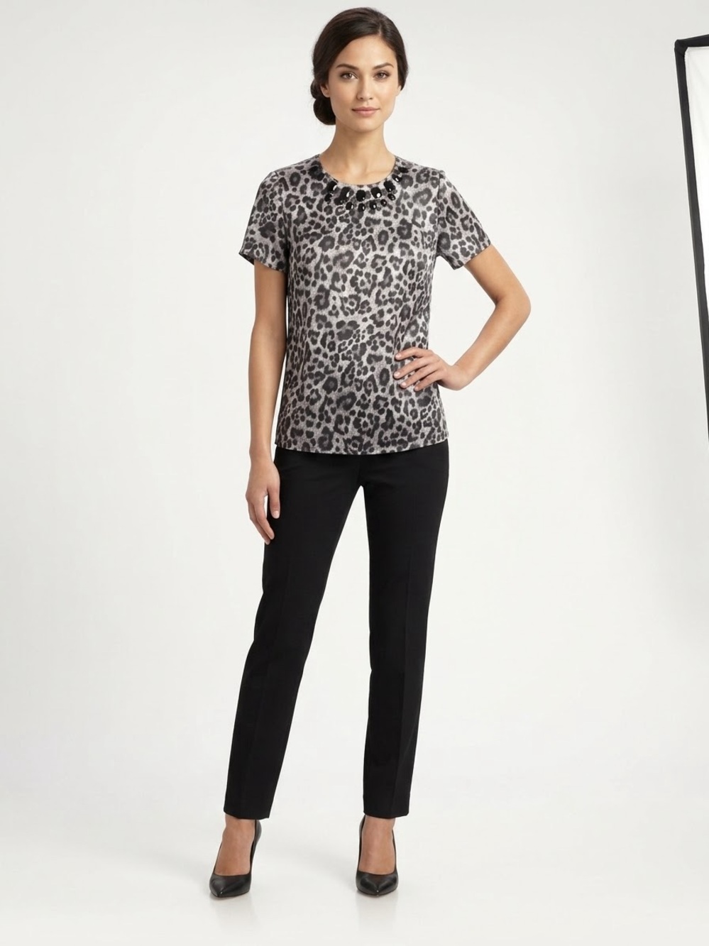 Michael Kors NWOT Silky Leopard Print Short Sleeve Top with Jewel Neck